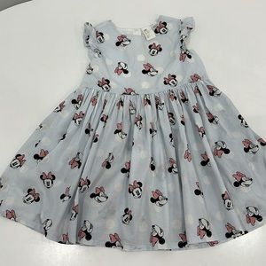 Cute dress by H&M Disney. Size 4T, Excellent condition. 💯 % cotton.
